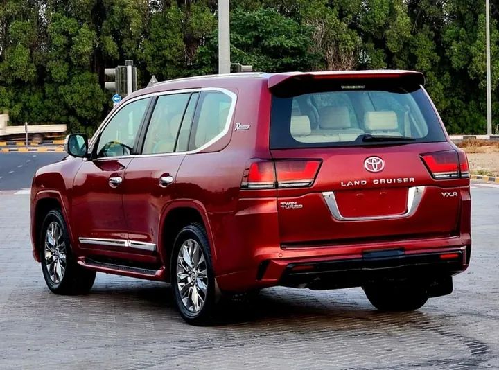 TOYOTA LAND CRUISER VXR