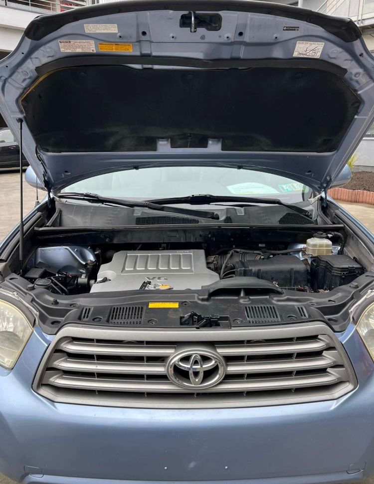 TOYOTA HIGHLANDER AWD