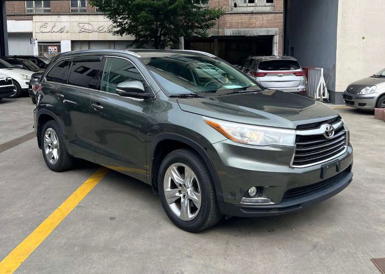 TOYOTA HIGHLANDER LIMITED