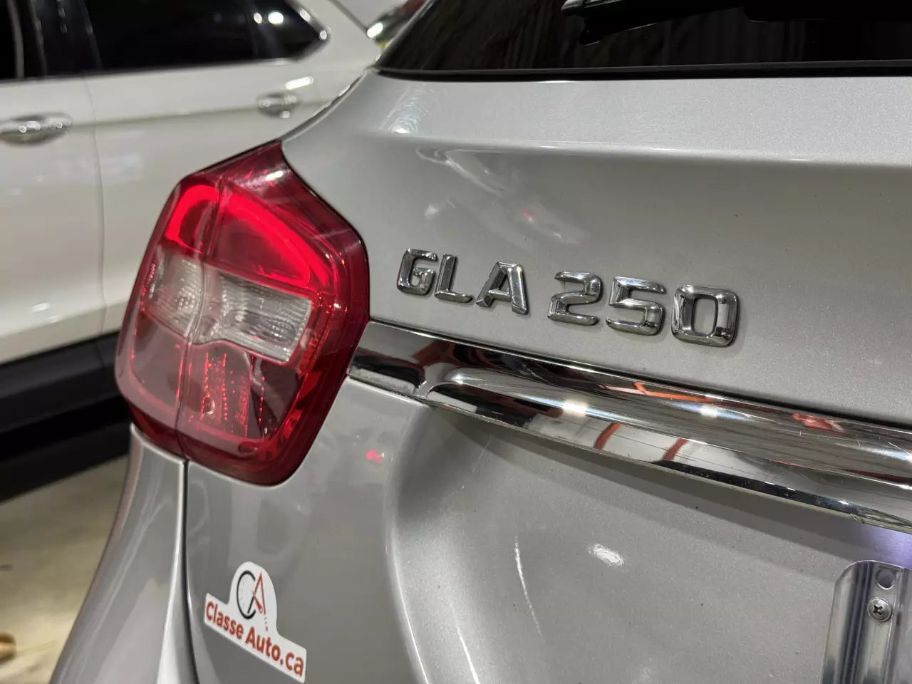 MERCEDES-BENZ GLA 2016