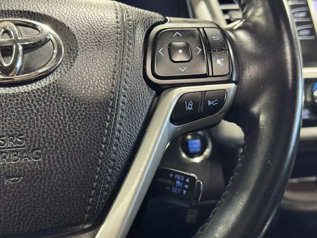 TOYOTA HIGHLANDER XLE 2018