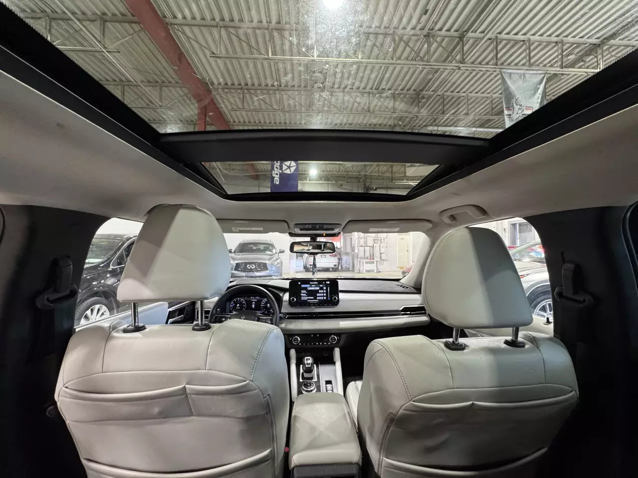 MITSUBISHI OUTLANDER 2023