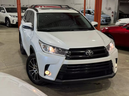 TOYOTA HIGHLANDER XLE 2017