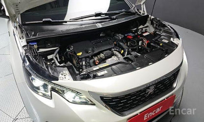 PEUGEOT 5008 2018