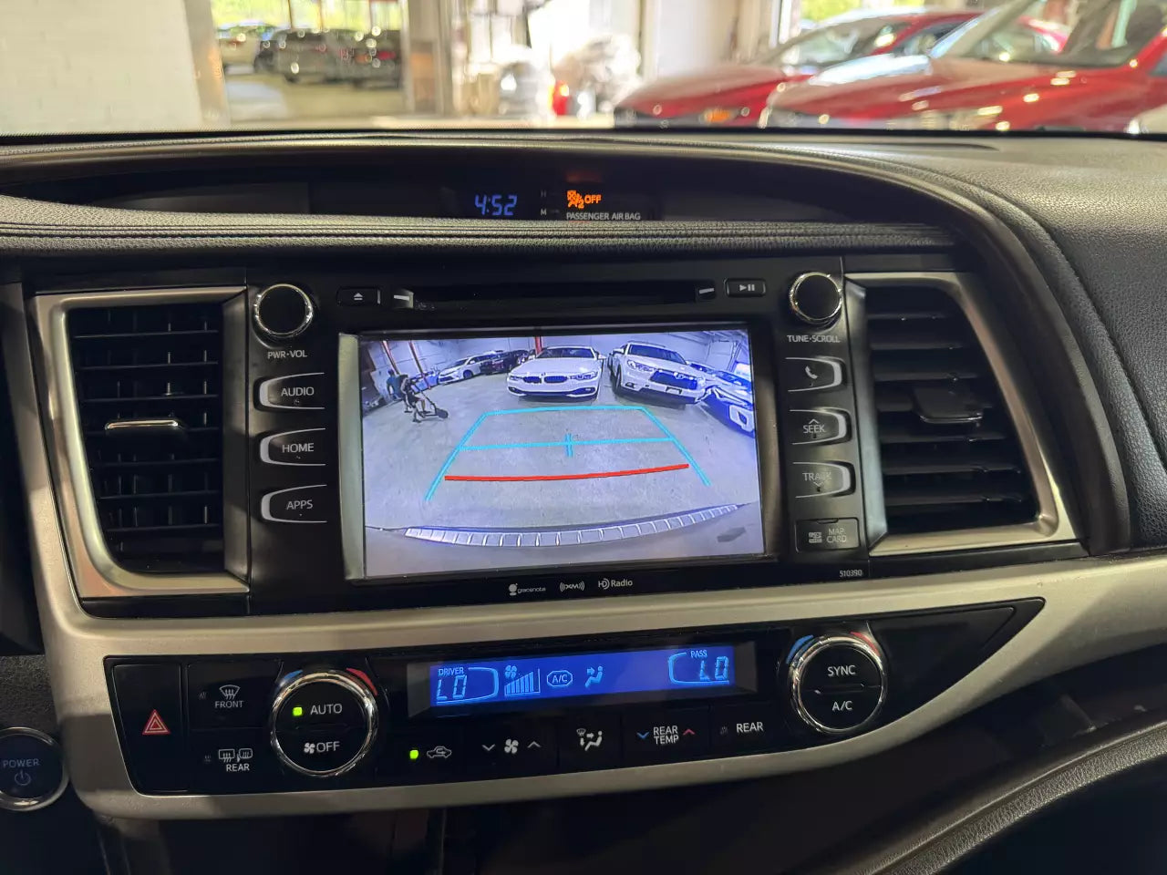 TOYOTA HIGHLANDER XLE 2019