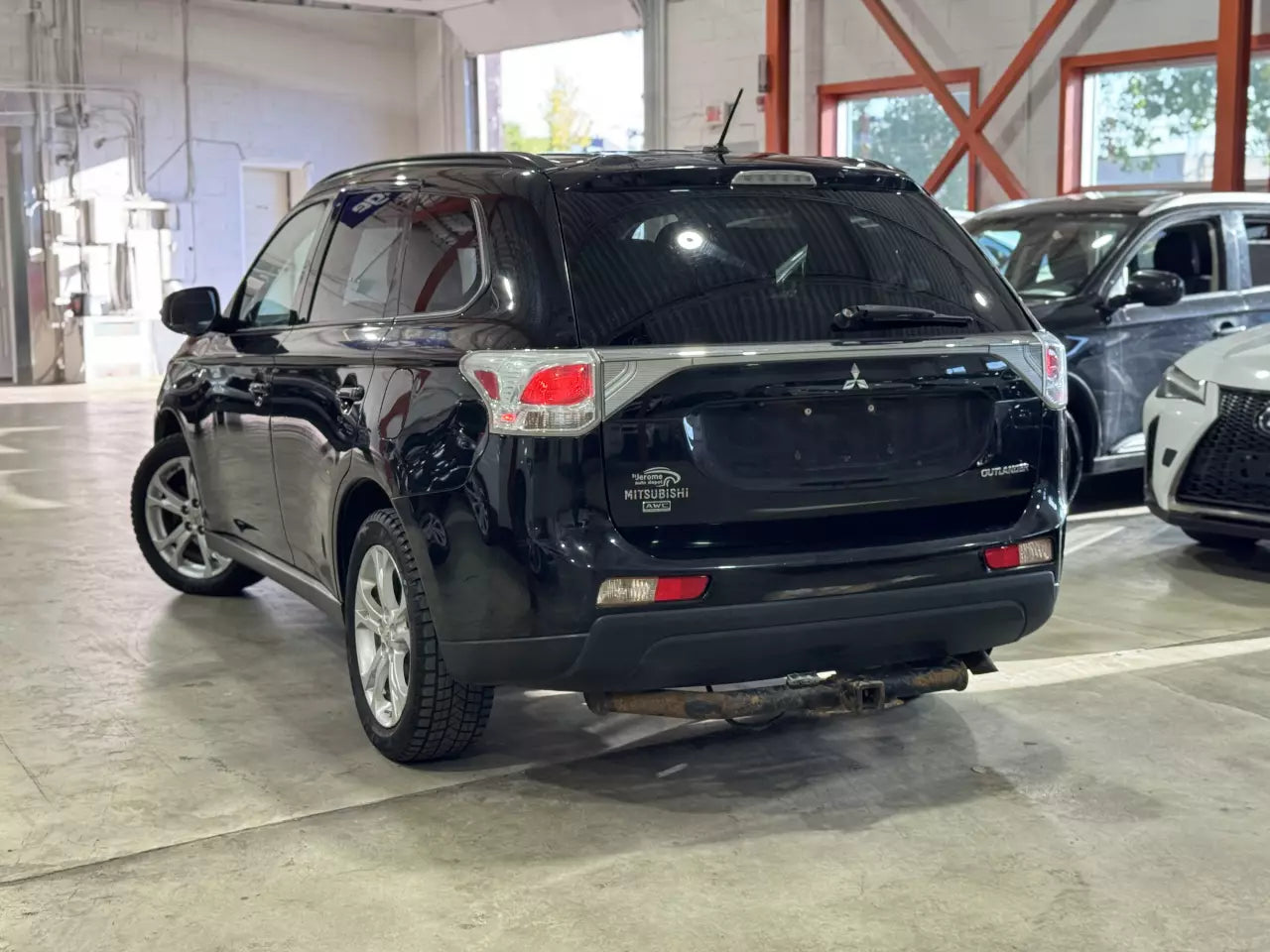 MITSUBISHI OUTLANDER 2014