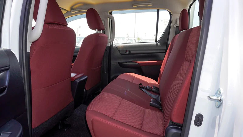 TOYOTA HILUX 2.4L 4x4  2025