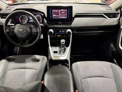TOYOTA RAV4 LE 2020
