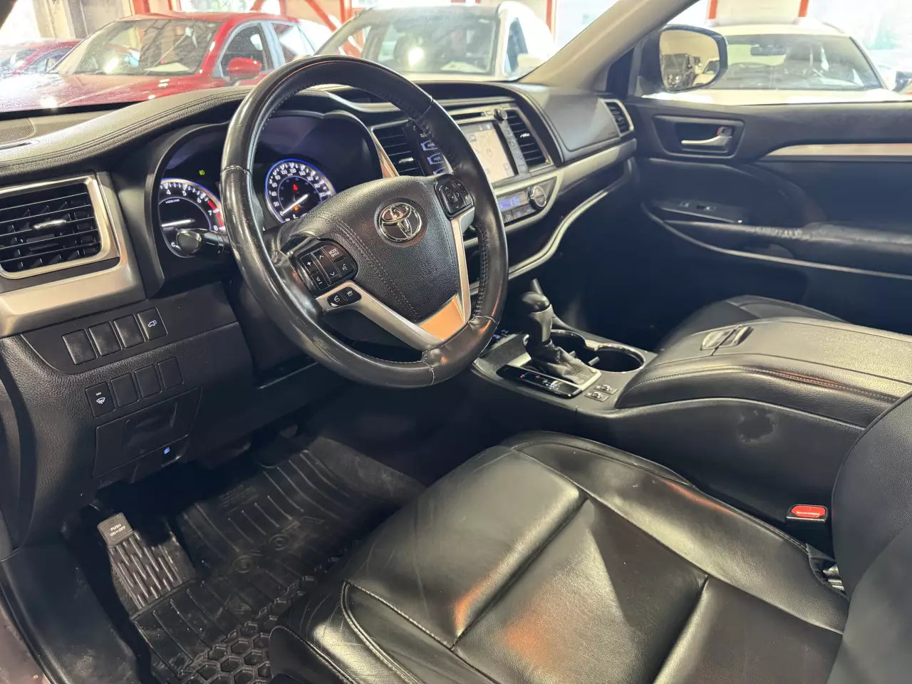 TOYOTA HIGHLANDER XLE 2016