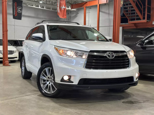 TOYOTA HIGHLANDER XLE 2015