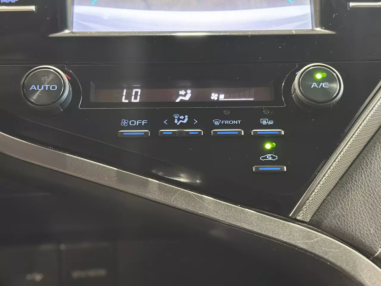 TOYOTA CAMRY SE 2020