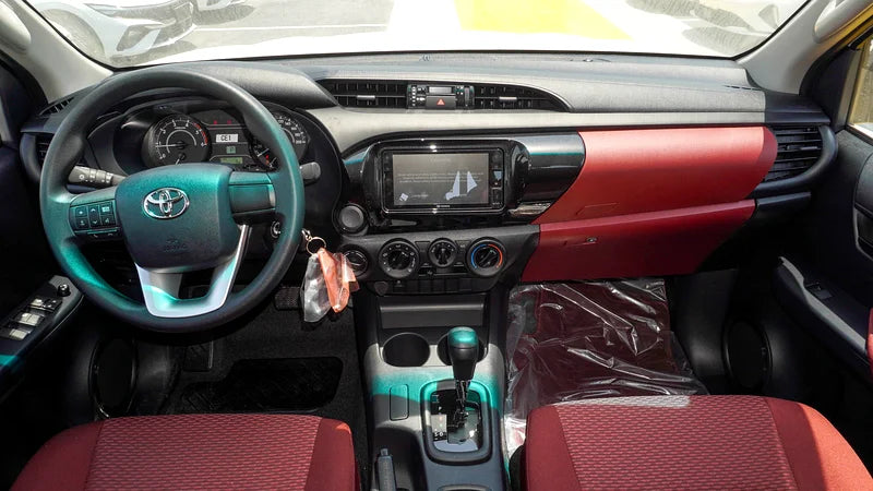 TOYOTA HILUX 2.4L 4x4  2025