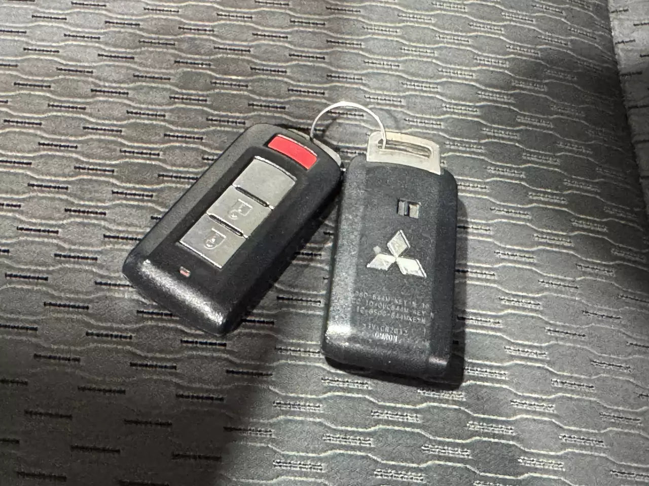 MITSUBISHI OUTLANDER 2014