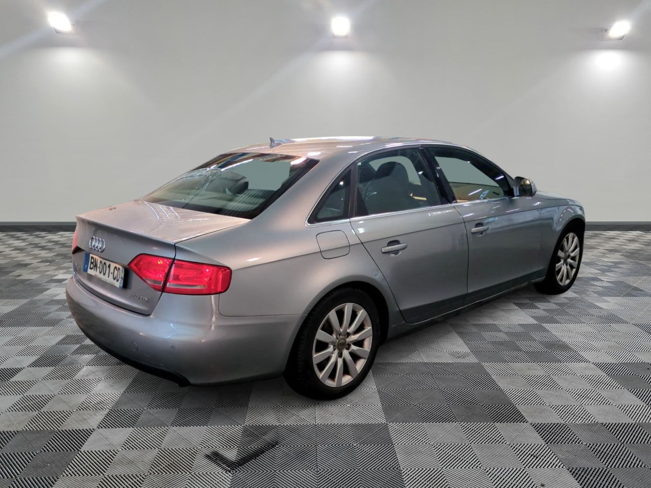 AUDI A4 2008