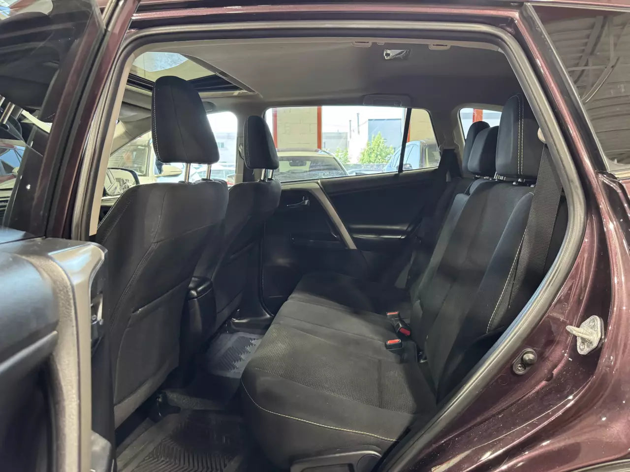 TOYOTA RAV4 XLE 2017