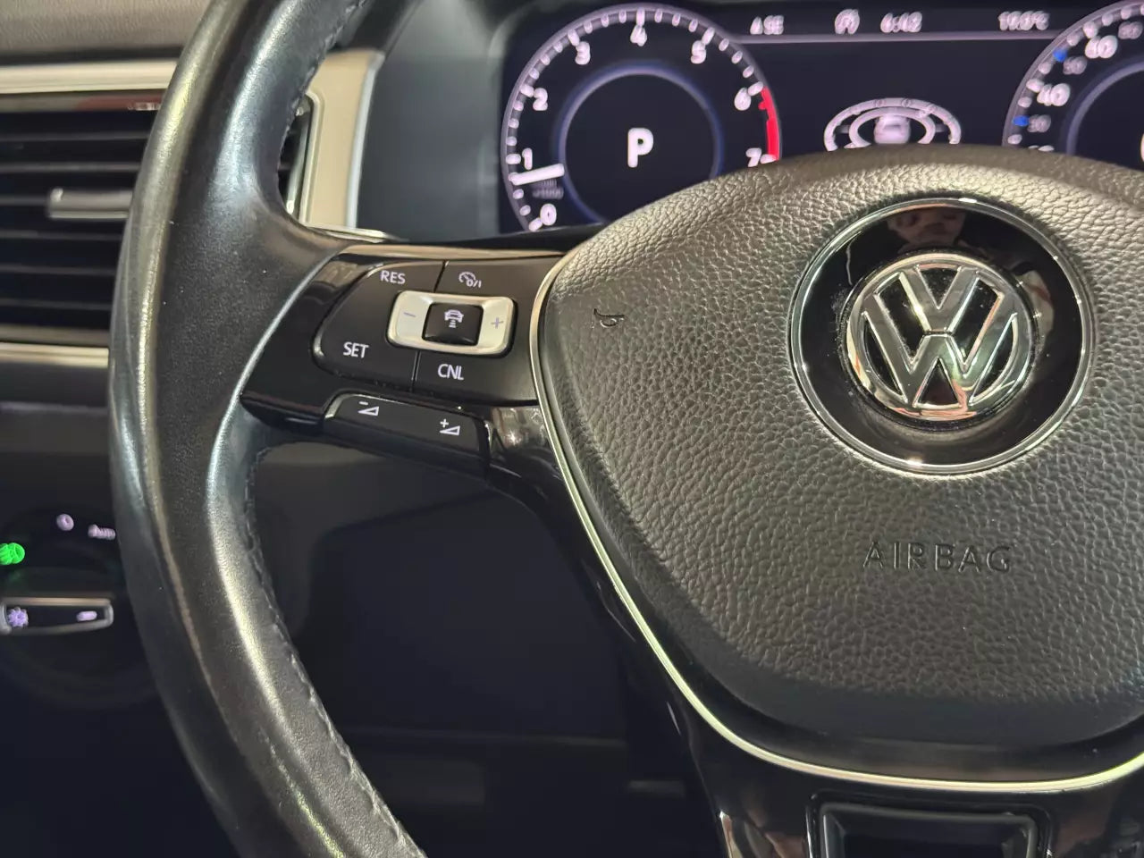 VOLKSWAGEN ATLAS 2018