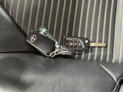 TOYOTA CAMRY SE 2020