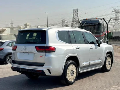 TOYOTA LC300 VXR 2025