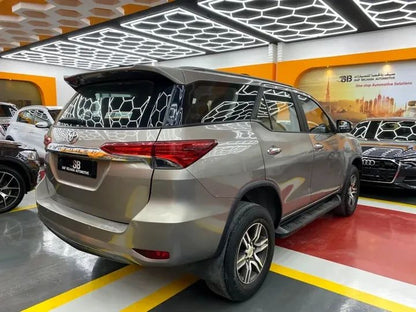 TOYOTA FORTUNE  2018