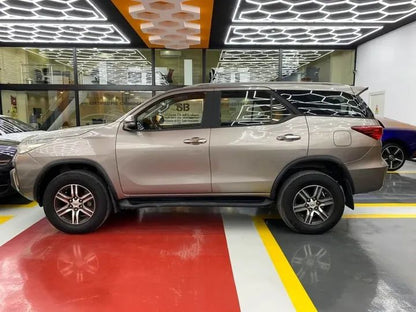 TOYOTA FORTUNE  2018