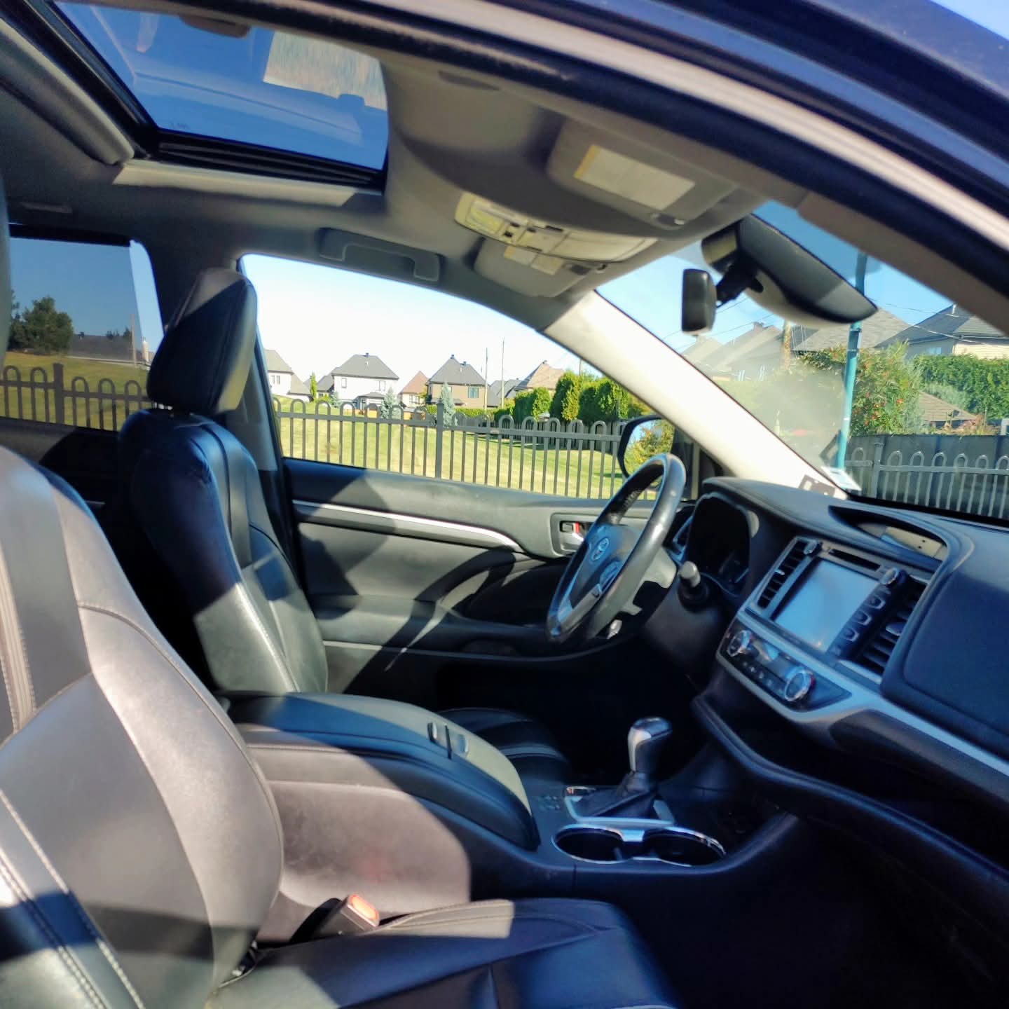 TOYOTA HIGHLANDER SE LIMITED 2018