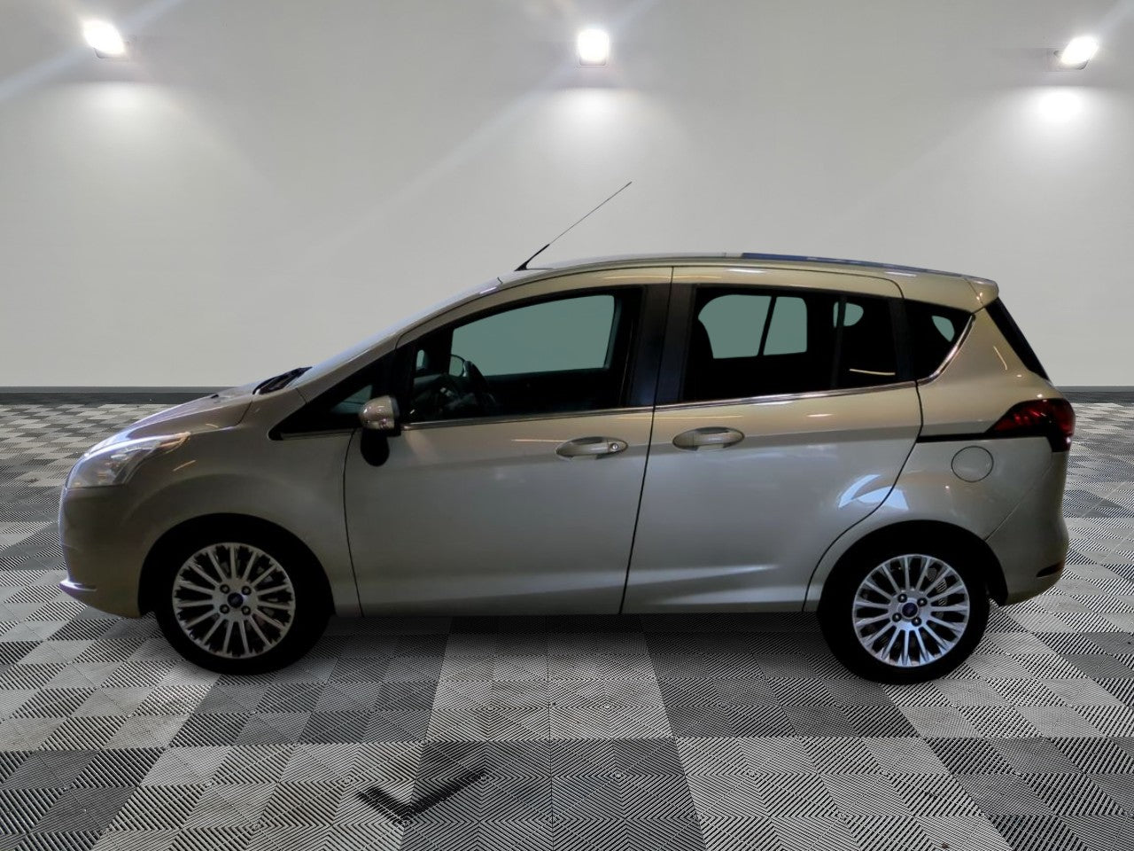 FORD B-MAX 2012