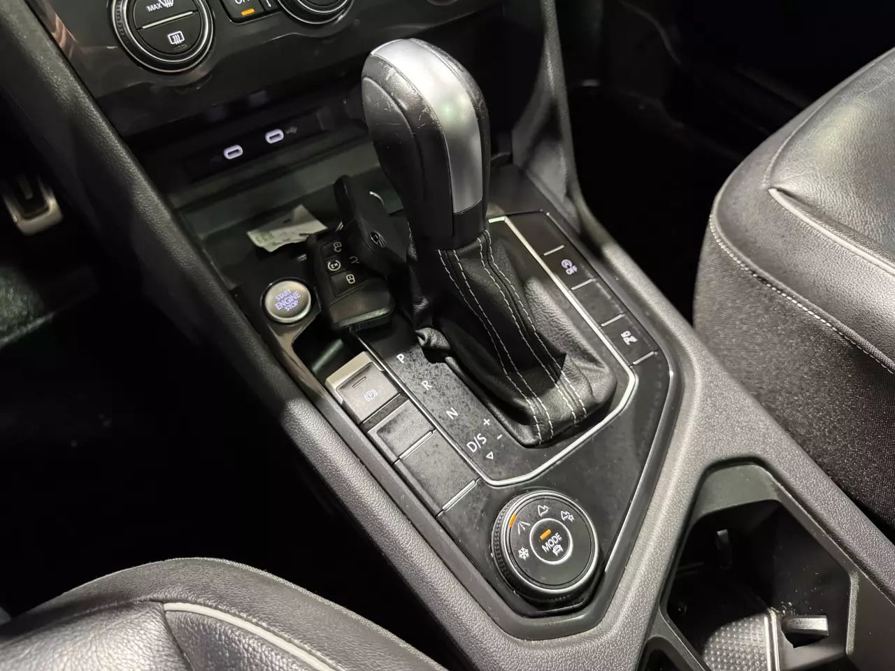 VOLKSWAGEN TIGUAN 2021