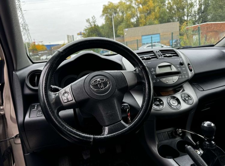 TOYOTA RAV4 D4D 2008