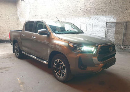 TOYOTA HILUX 2021
