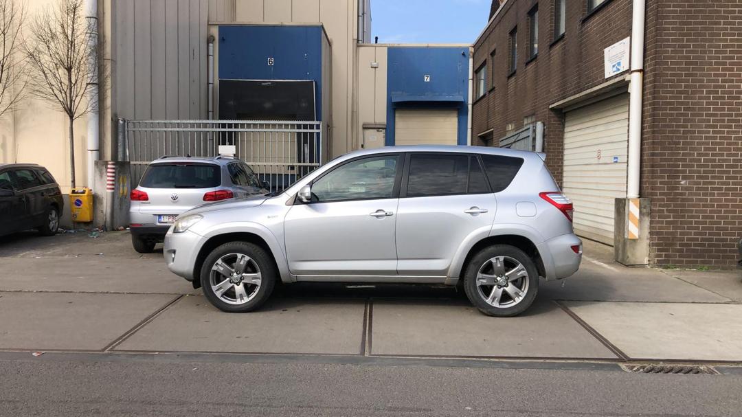 TOYOTA RAV4 2010 D-CAT AUTOMATIC