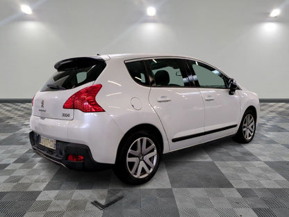 PEUGEOT 3008 2014