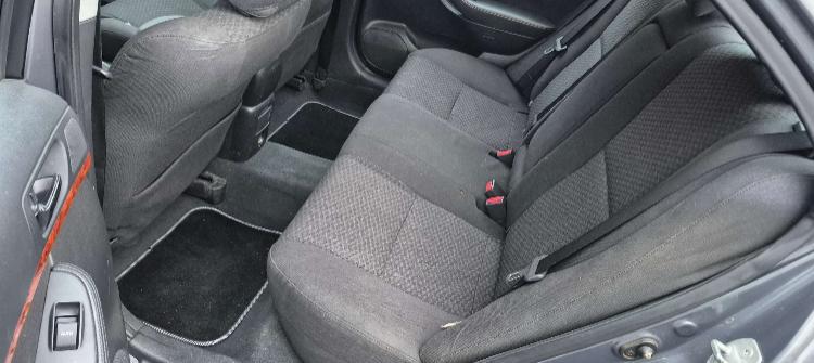 TOYOTA AVENSIS D4D 2005