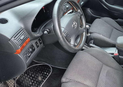 TOYOTA AVENSIS D4D 2005