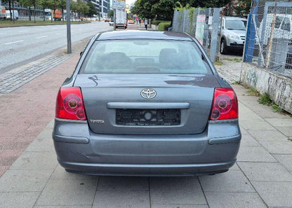 TOYOTA AVENSIS D4D 2005
