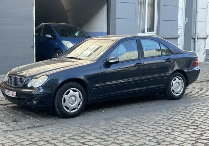 MERCEDES CDI C 200 2001
