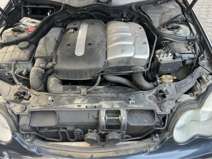 MERCEDES CDI C 200 2001