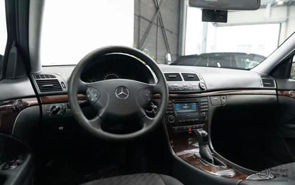 MERCEDES BENZ E220