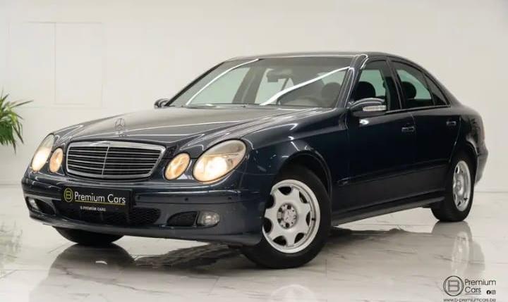 MERCEDES BENZ E220