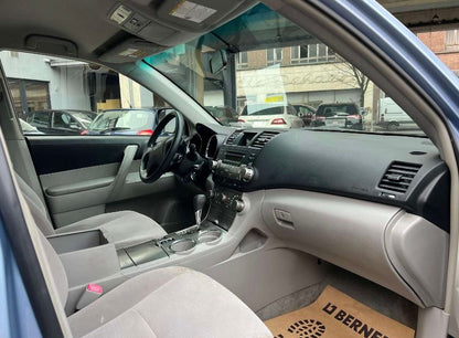 TOYOTA HIGHLANDER AWD