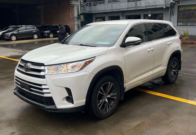 TOYOTA HIGHLANDER LE
