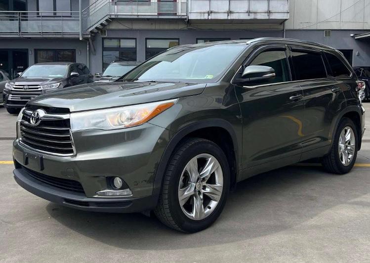 TOYOTA HIGHLANDER LIMITED