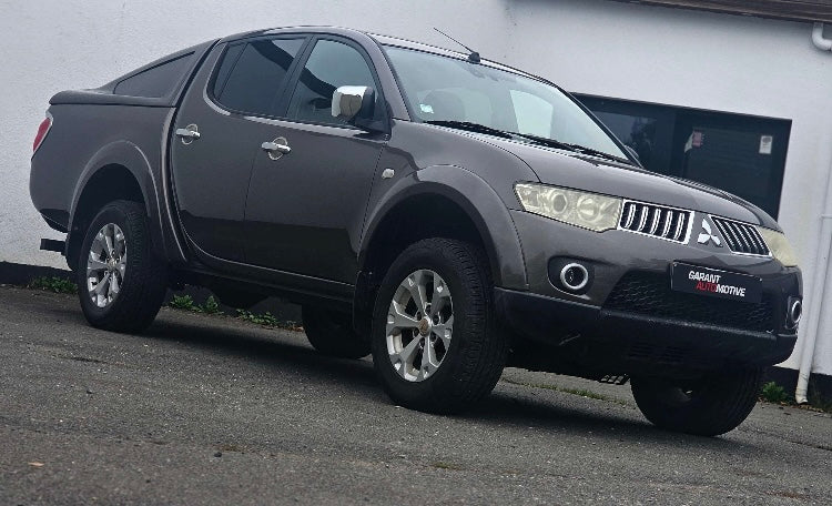 MITSUBISHI L200 2010