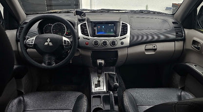 MITSUBISHI L200 2010