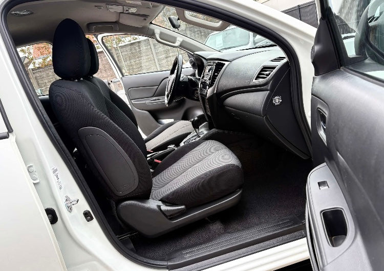 MITSUBISHI L200 2021