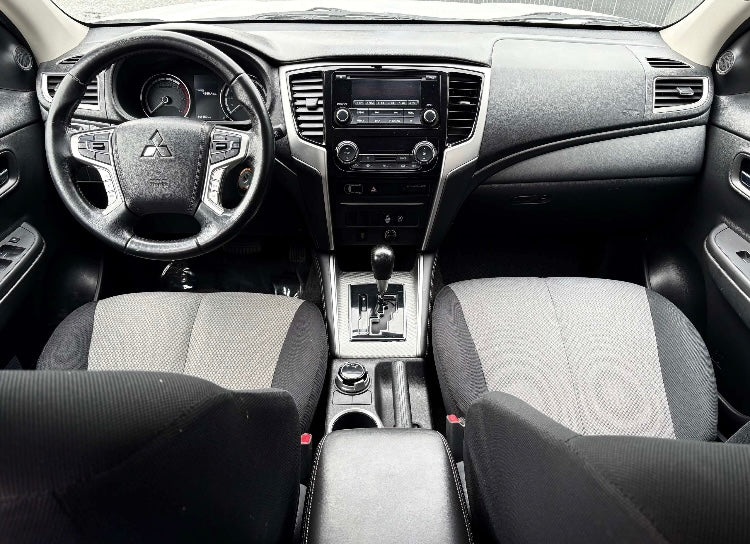 MITSUBISHI L200 2021