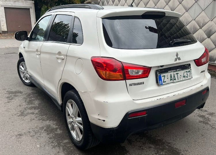 MITSUBISHI ASX 2011