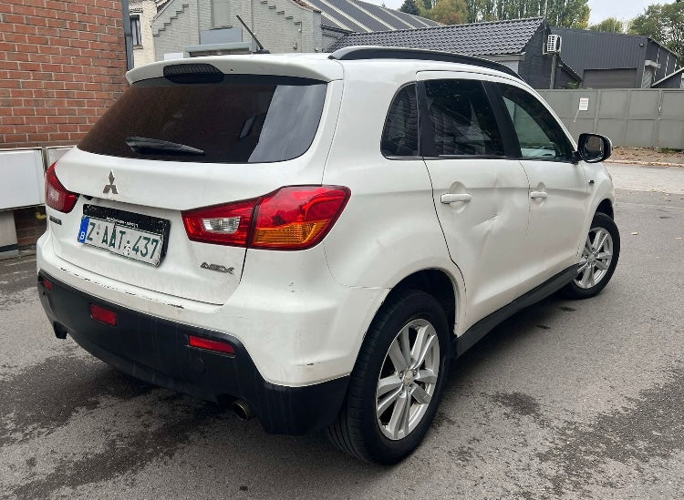 MITSUBISHI ASX 2011
