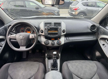 TOYOTA RAV4 2012 D4D