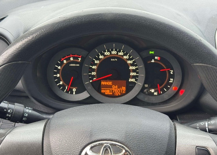TOYOTA RAV4 2012 D4D