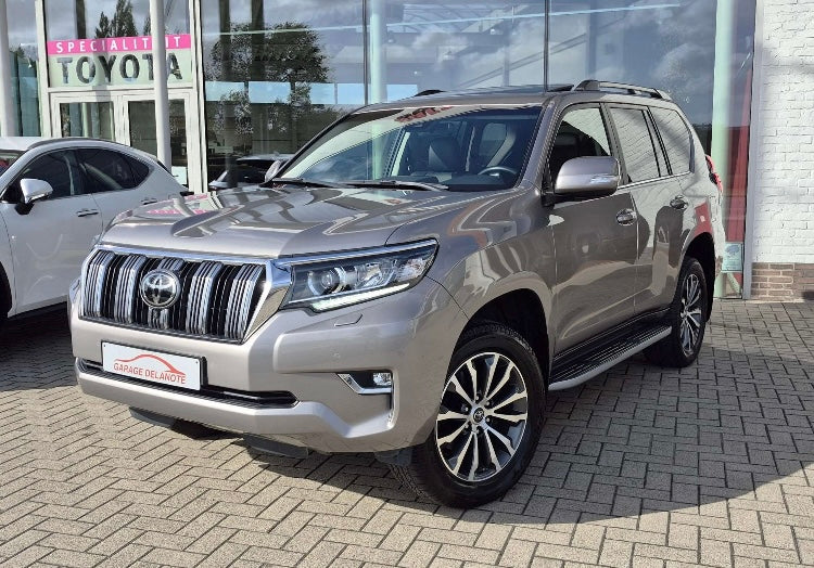 TOYOTA LAND CRUISER 2023